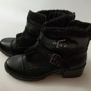 AK Sport 6.5 Booties Women's Black Lolly Ankle Boots